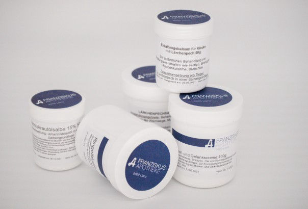 Franziskus Apotheke Lienz Salben+Öle